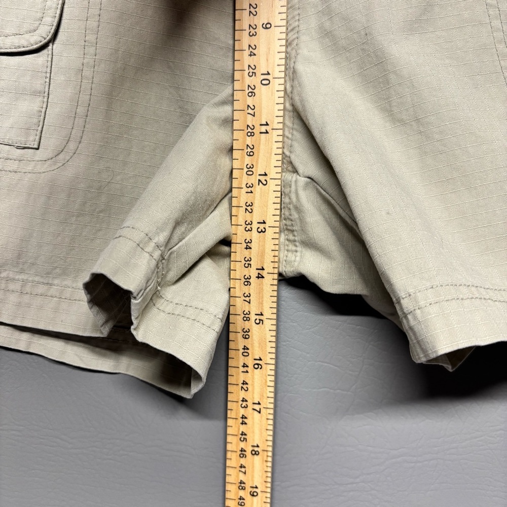 ✨Columbia Khaki Rip Hiking Shorts Women’s Size 12 - Picture 7 of 10